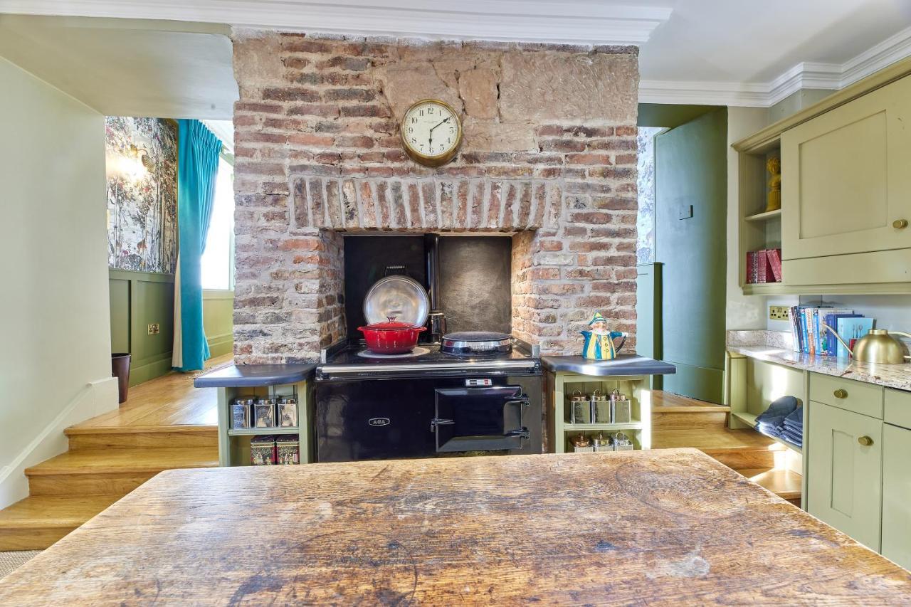 River View: Characterful Townhouse, Stunning Views Berwick Upon Tweed Exteriör bild